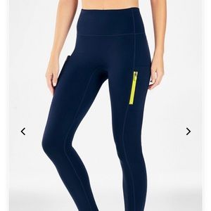 High waisted leggings